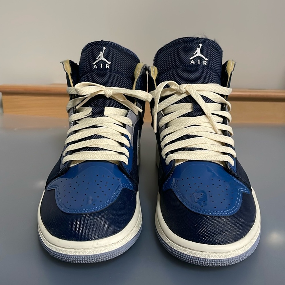 Jordan 1 Mid SE Craft size 10